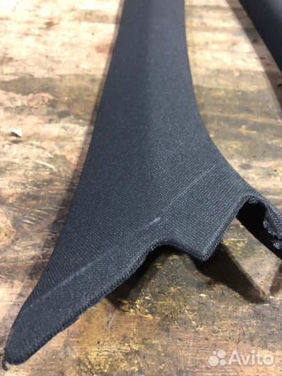 Обшивка стойки кузова передняя Mercedes-Benz