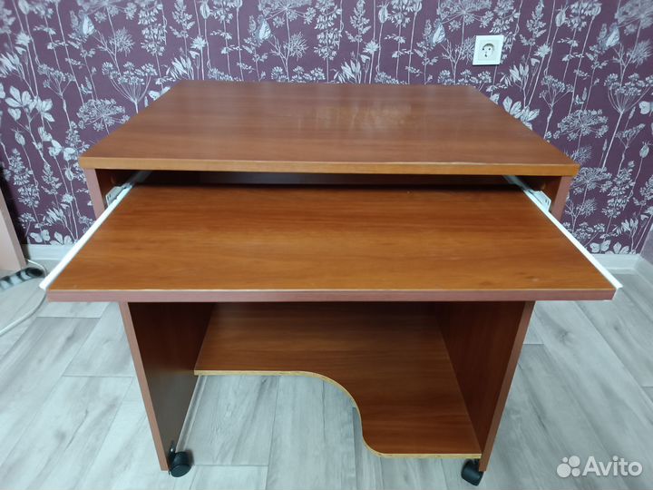 Компьютерный стол бу