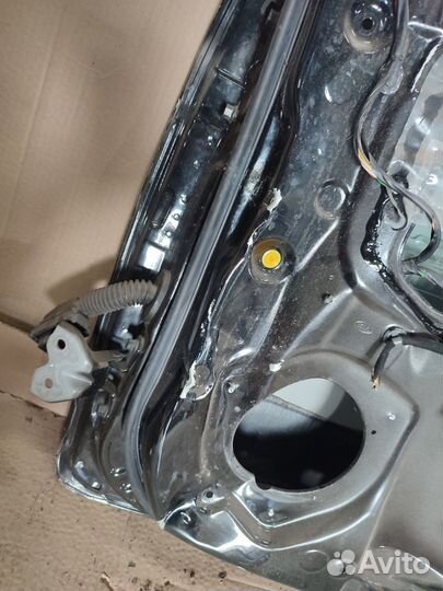 Дверь передняя правая kia rio 3