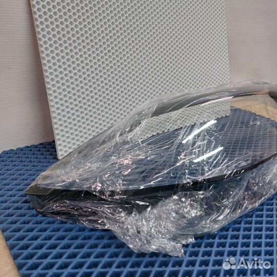 Стекла фар BMW 3