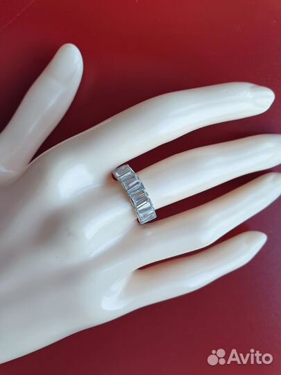 Серебряный комплект с фианитами, р. 16,0