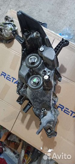 Фара правая toyota land cruiser prado 150