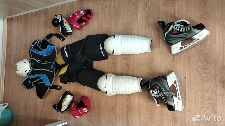 Продам Хоккейную форму