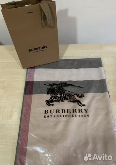 Шарфы и палантины