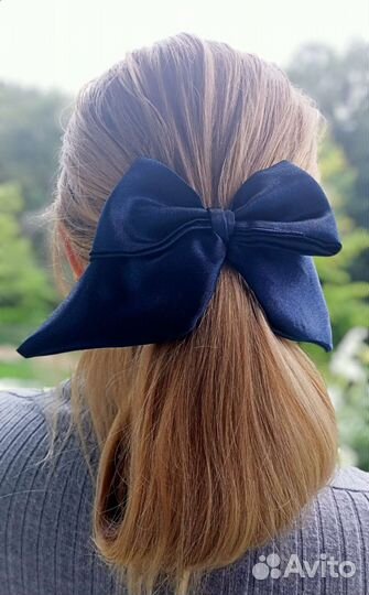 Волосы на заколках