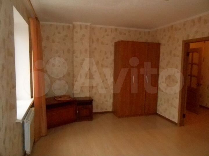 1-к. квартира, 42 м², 8/10 эт.