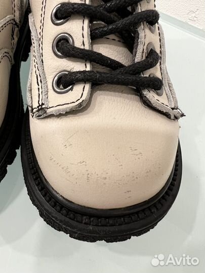 Ботинки демисезонные для девочки 23 размер