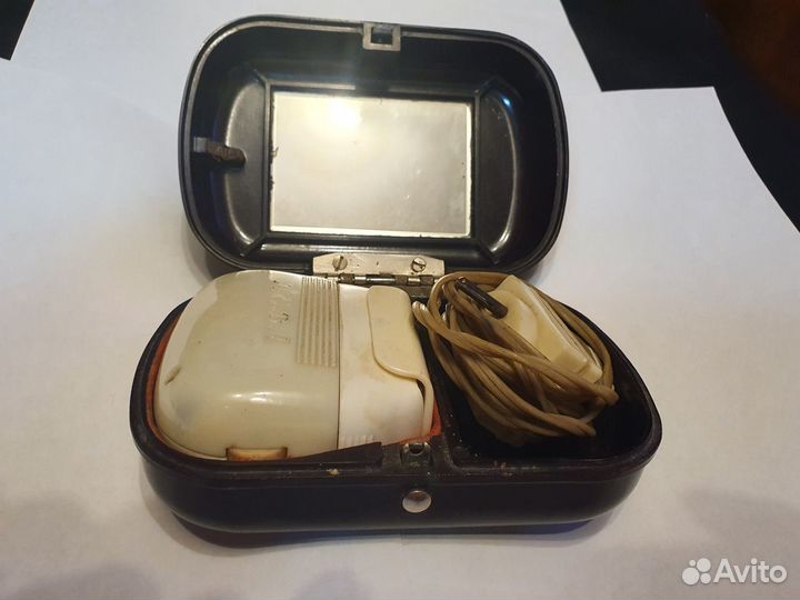 Советские электрические бритвы (Харьков 6 и Нева)