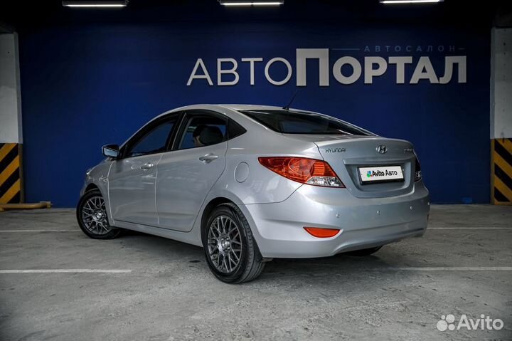 Hyundai Solaris 1.4 AT, 2013, 112 922 км