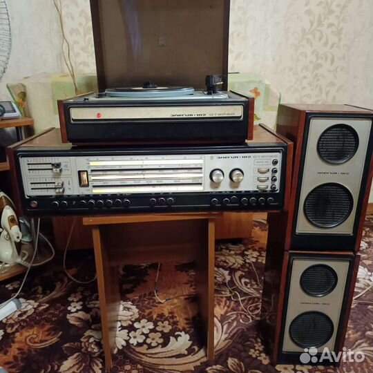 Транзистора радиола Элегия 102