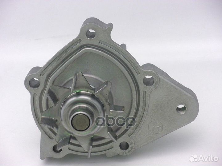 Помпа охлаждающей жидкости GMB MD350772 GWM75A GMB