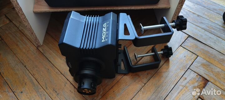 Игровой руль набор Moza R5 (руль, педали, база)