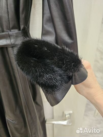 Пальто кожаное женское 44 46