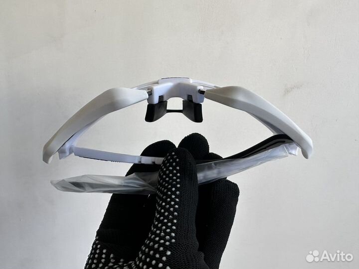 Очки спортивные