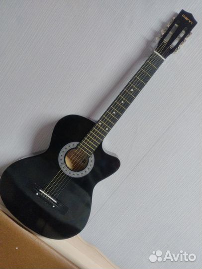 Акустическая гитара