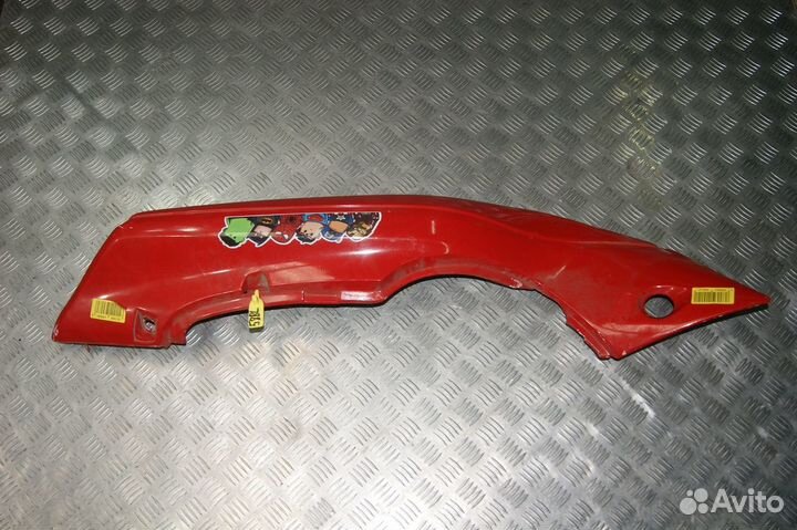 Пластик задний Suzuki RF600