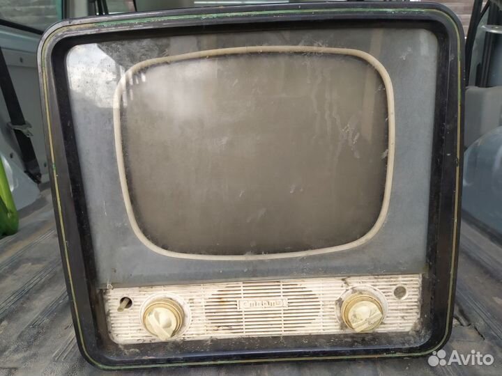Телевизор 