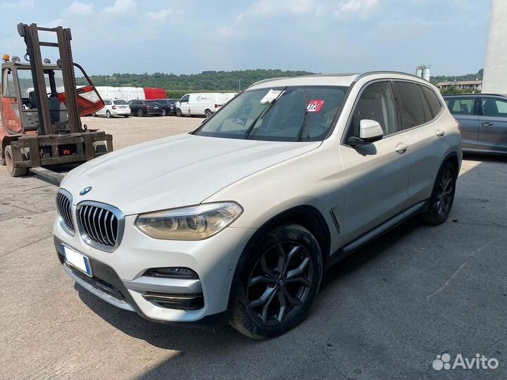 В разборе BMW X3 G01