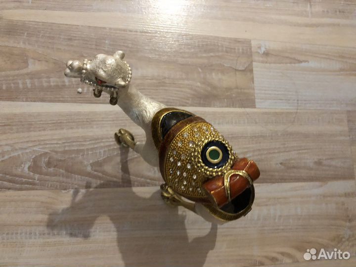 Декоративная шкатулка-верблюд из ОАЭ