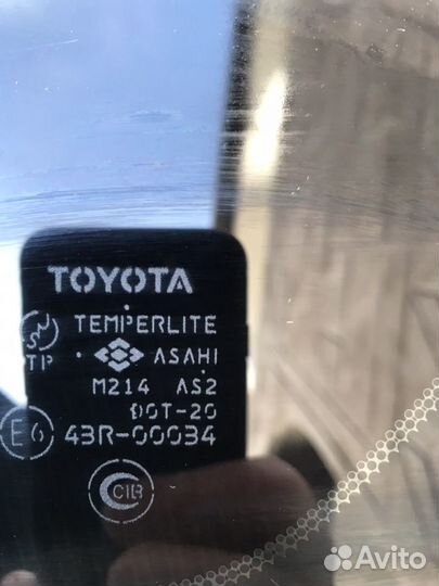 Тойота Ленд Крузер 100 форточка крыла б/у