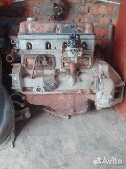 Двигатель 402