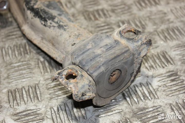 Рычаг передний правый нижний Chevrolet Lanos 2004