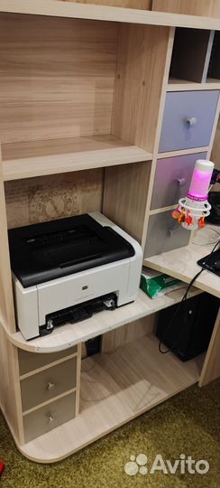 Компьютерный стол