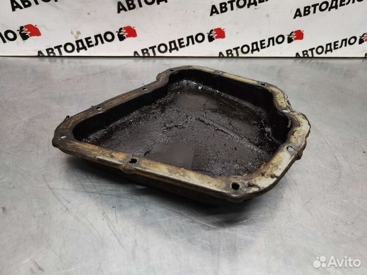Поддон двигателя Mitsubishi Galant 8 (EC1A) 1997 г