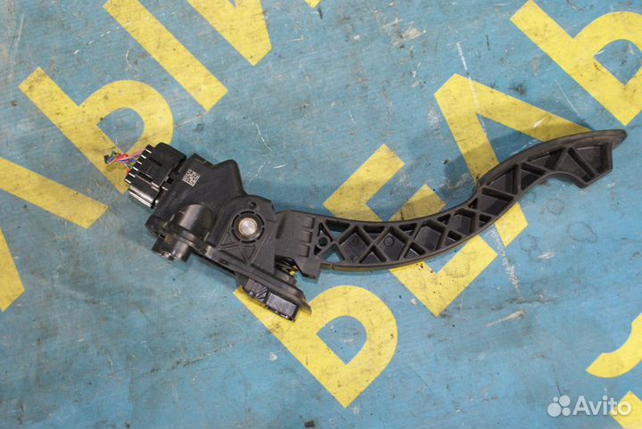 Педаль газа Mitsubishi ASX