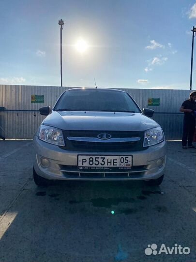 Капот LADA granta 1