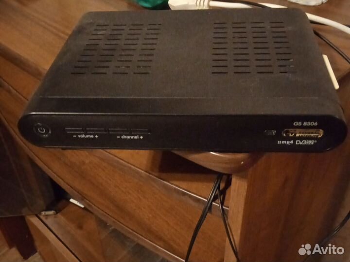 Ресивер триколор GS8306