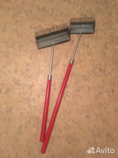 Грабли для сбора ягод