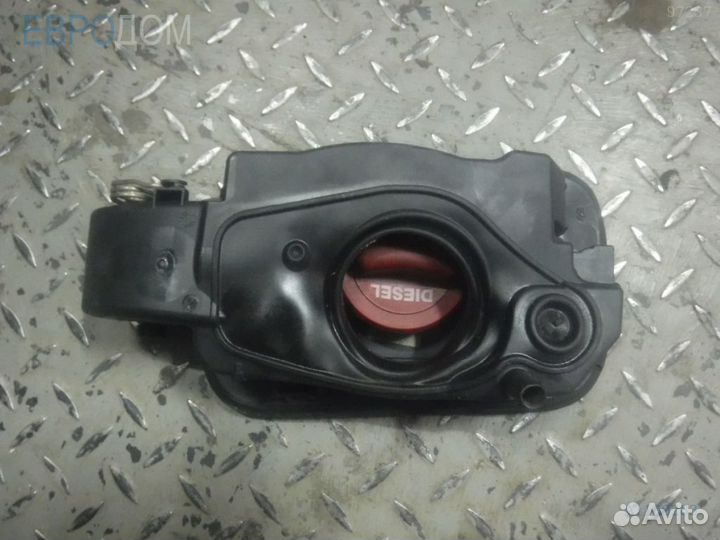 Лючок бензобака mercedes W212 s1109283