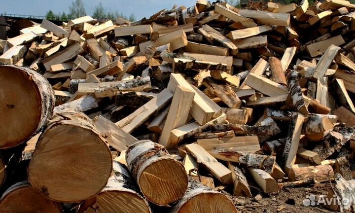 Дрова в дровник