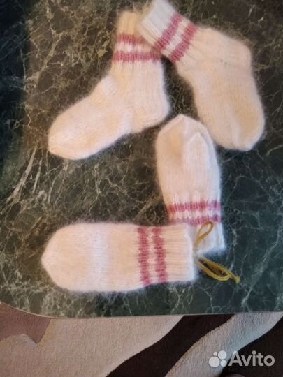 Носки женские и мужские вязаные