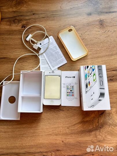 iPhone 4S, 8 ГБ