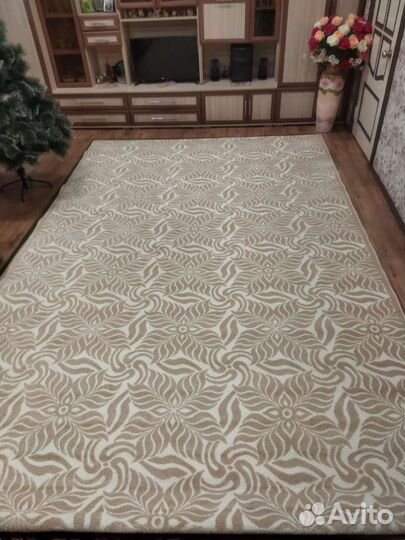 Ковер новый