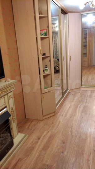 Комната 17 м² в 3-к., 16/16 эт.