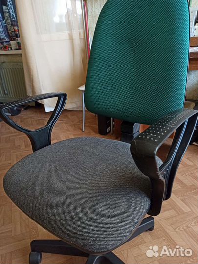 Компьютерное кресло бу