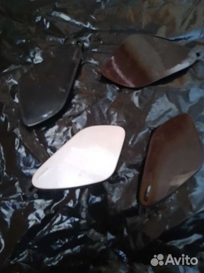 Заглушка буксировочного крюка Вольво v90