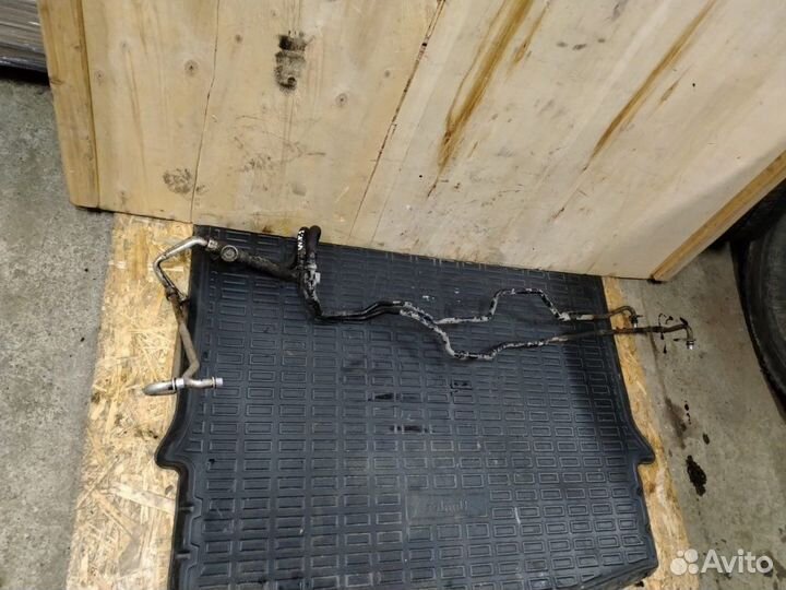 Трубка маслоподачи Volkswagen Touareg 7L AXQ 2004