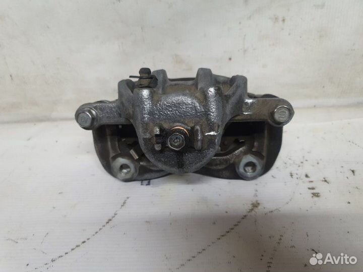 Суппорт передний левый Kia Rio 3 хэтчбек G4FA 2015