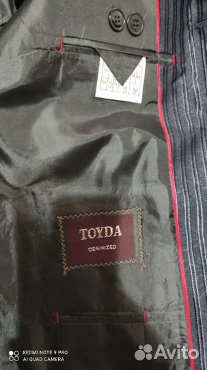 Школьный костюм новый