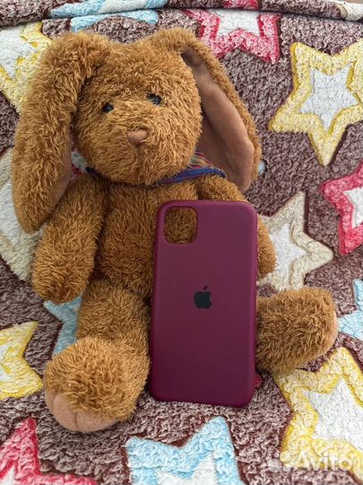 Чехол на iPhone 11