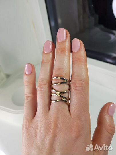 Кольцо женское