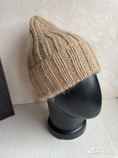Шапка женская вязаная