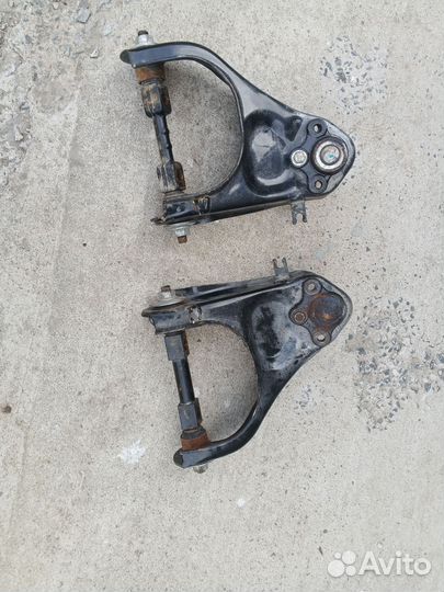 Верхний рычаг на Hover