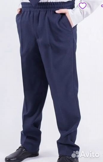 Продам школьную форму для мальчика. Размер 140-146