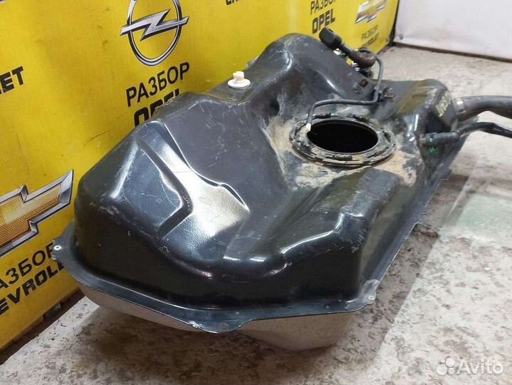 Топливный бак Шевроле Авео Т300
