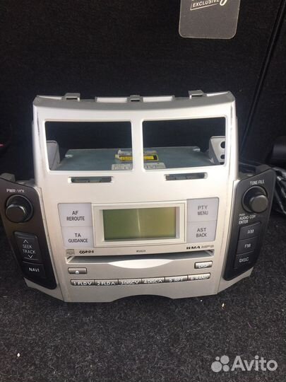 Штатная магнитола на toyota vitz (yaris) 2005-2009